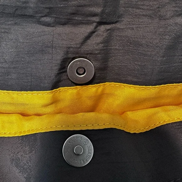 NWOT BAGGALLINI TOTE IN GRAY. 17” W x 10 1/2” H x 5” D. - Picture 6 of 10